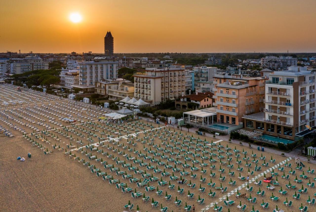 Hotel Corallo Lido di Jesolo Eksteriør billede
